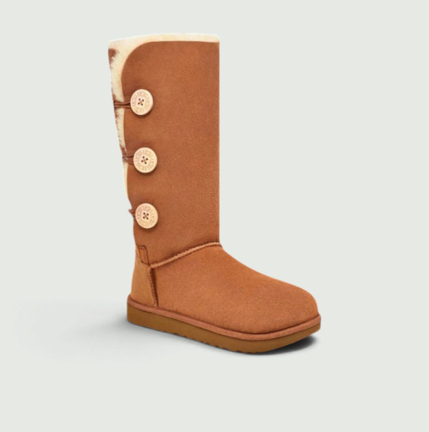 UGG Classic Bailey Button Triplet II Boot Chestnut 1016228
