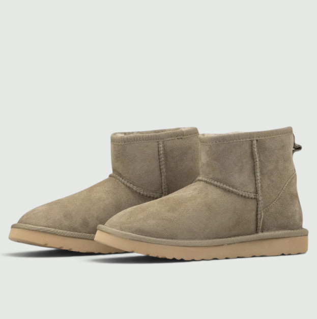 UGG Classic Mini Beige