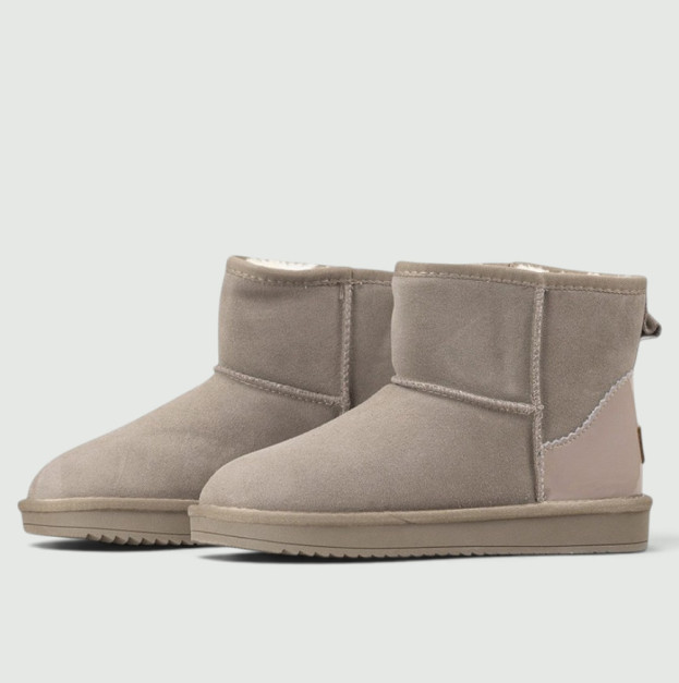 UGG Classic Mini Beige Lacquer II