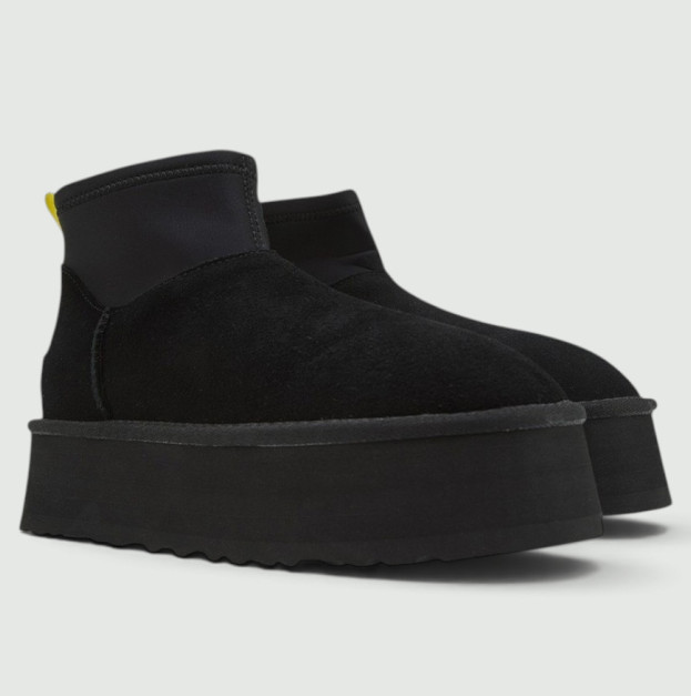UGG Classic Mini Dipper Black