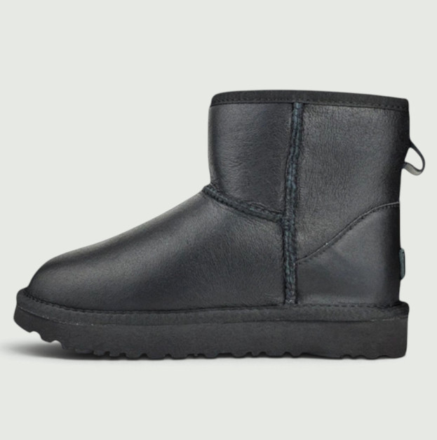 UGG Classic Mini Leather Black 0000175
