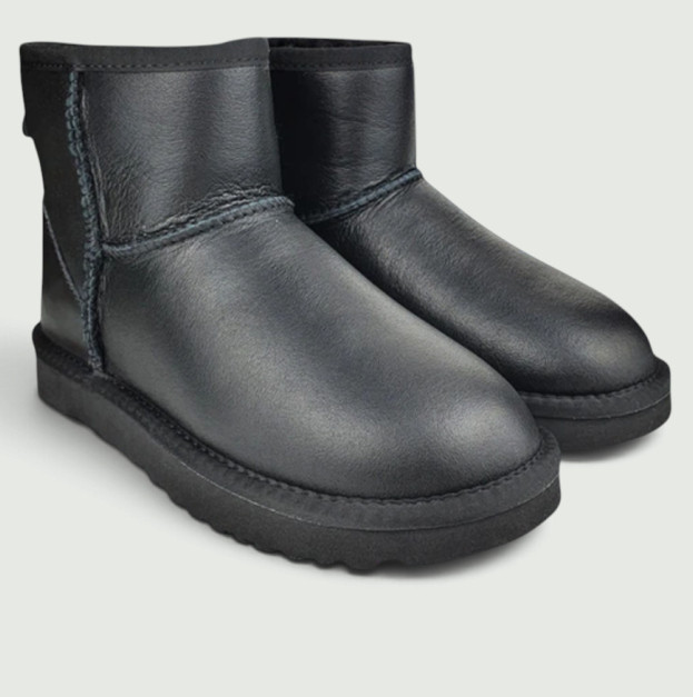 UGG Classic Mini Leather Black 0000175