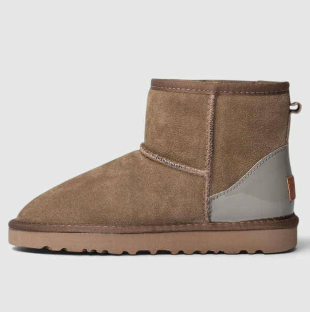 UGG Classic Mini Mokko Suede Lacquer