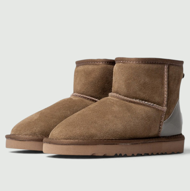 UGG Classic Mini Mokko Suede Lacquer