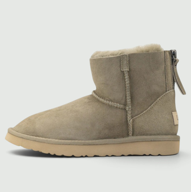 UGG Classic Mini Zip Beige