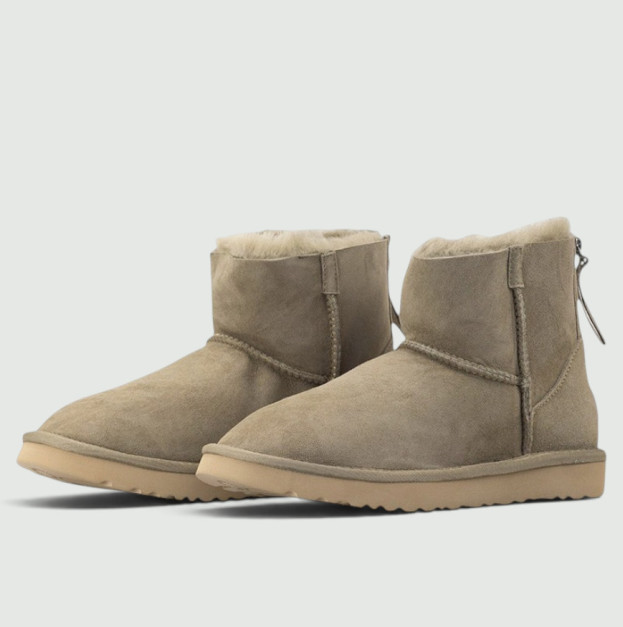 UGG Classic Mini Zip Beige