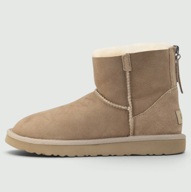 UGG Classic Mini Zip Chestnut