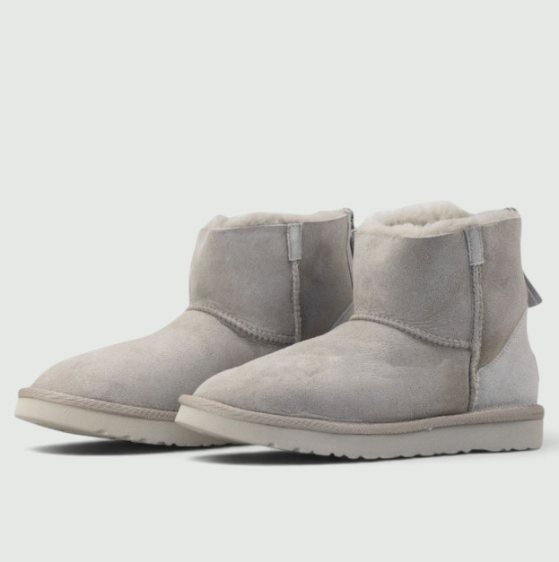 UGG Classic Mini Zip Light Grey