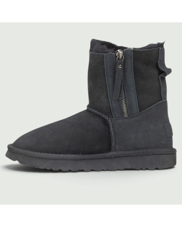 UGG Classic Short Zip Black