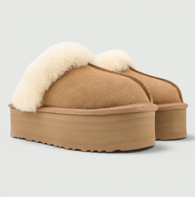 UGG Funkette Platform Chestnut