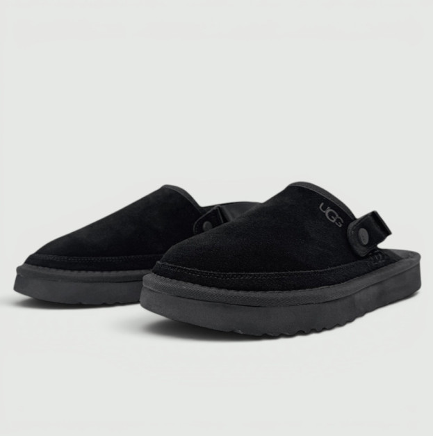 UGG Goldenstar Clog Black Chapter Two