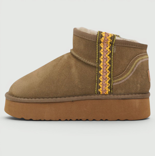 UGG Ultra Mini Classic Braid Platform Boot Brown