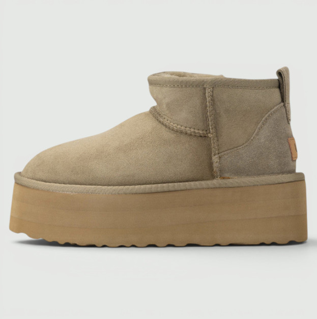 UGG Ultra Mini Platform Beige II