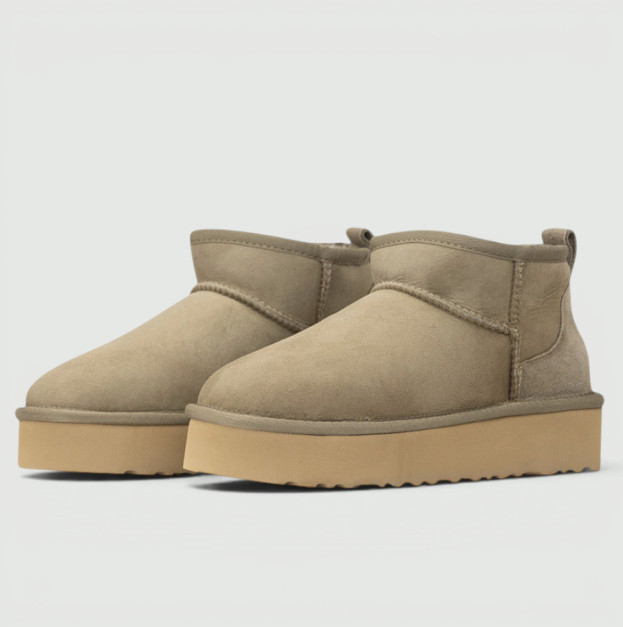 UGG Ultra Mini Platform Khaki II