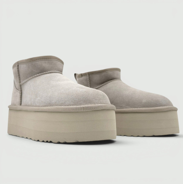 UGG Ultra Mini Platform Light Grey