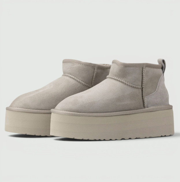 UGG Ultra Mini Platform Light Grey II