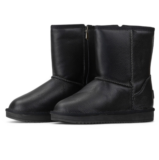 UGG Classic Short Leather Zip Black